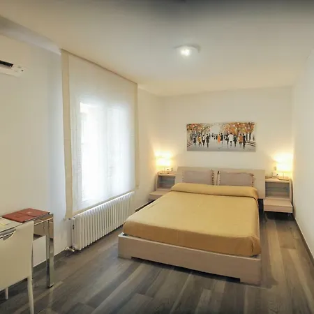 Andrea Luxury - D'azeglio Lejlighed