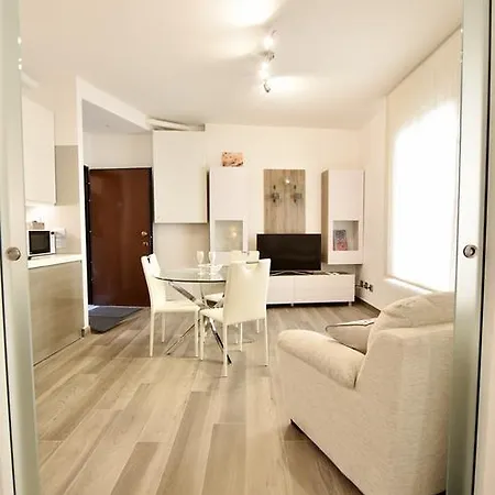 Andrea Luxury - D'azeglio Apartament