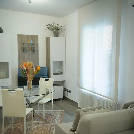 Andrea Luxury - D'azeglio Bolonia