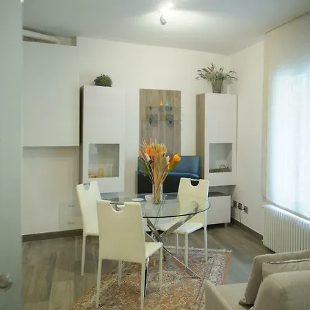 Andrea Luxury - D'azeglio * Bolonia